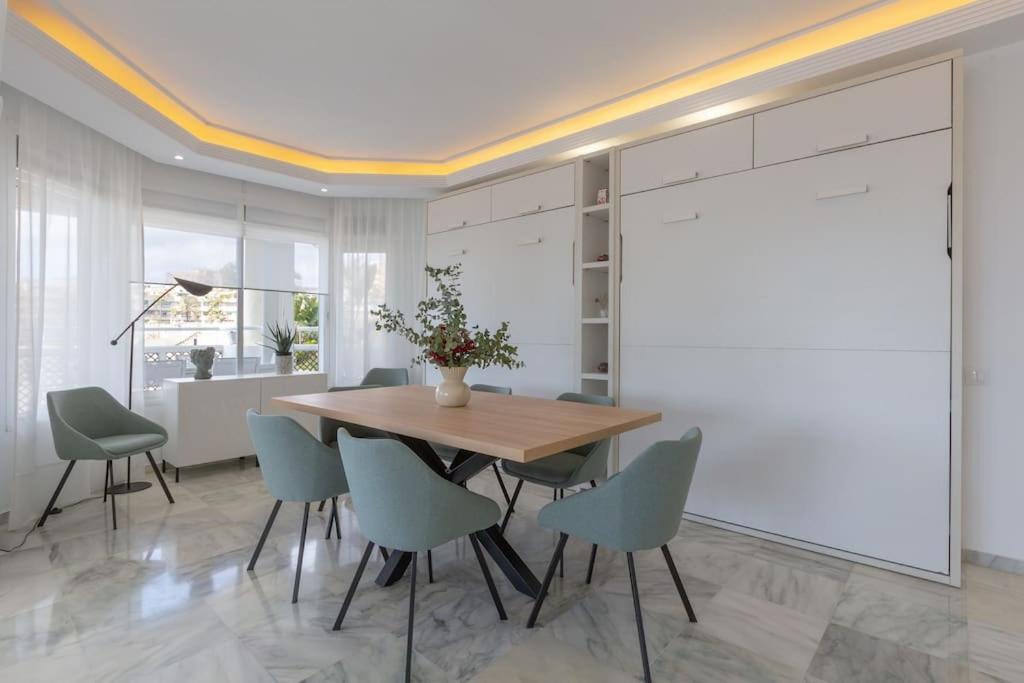 Eden Costa Lago Primera Linea De Mar Τορρεμολίνος Εξωτερικό φωτογραφία