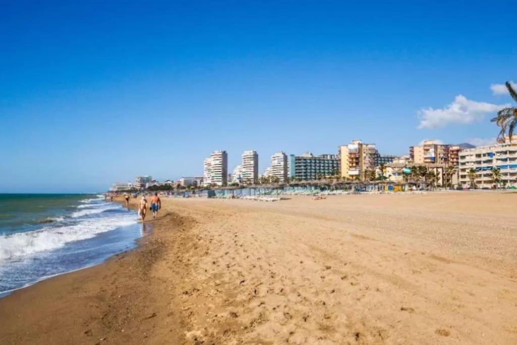 Eden Costa Lago Primera Linea De Mar Τορρεμολίνος Εξωτερικό φωτογραφία