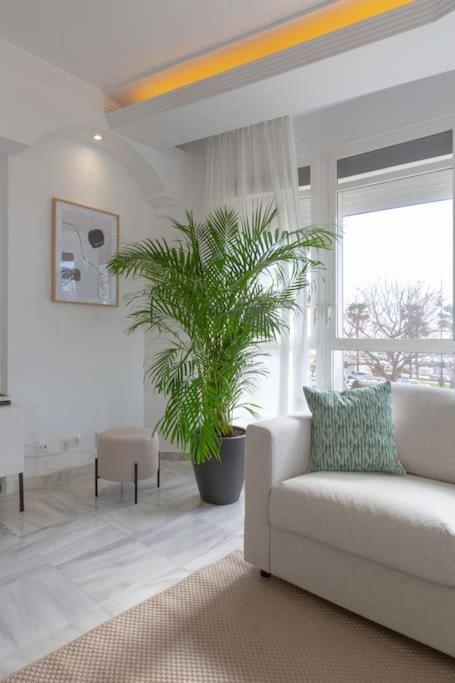 Eden Costa Lago Primera Linea De Mar Τορρεμολίνος Εξωτερικό φωτογραφία