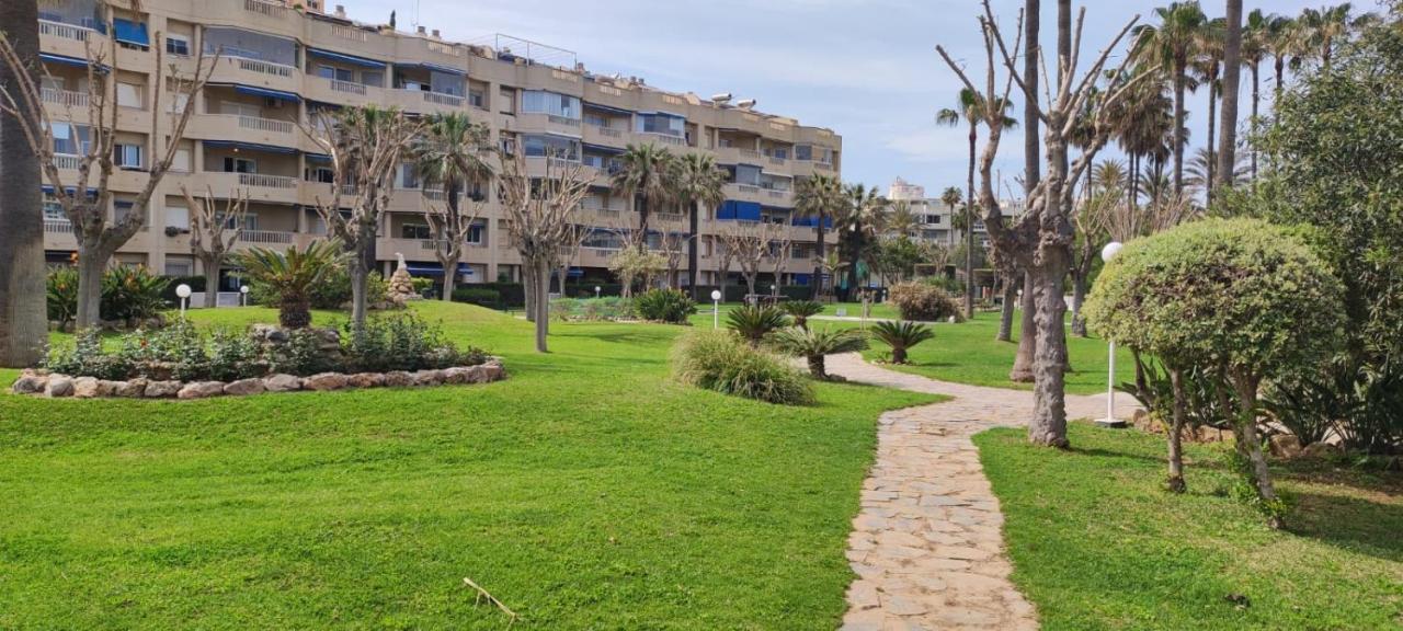 Eden Costa Lago Primera Linea De Mar Τορρεμολίνος Εξωτερικό φωτογραφία